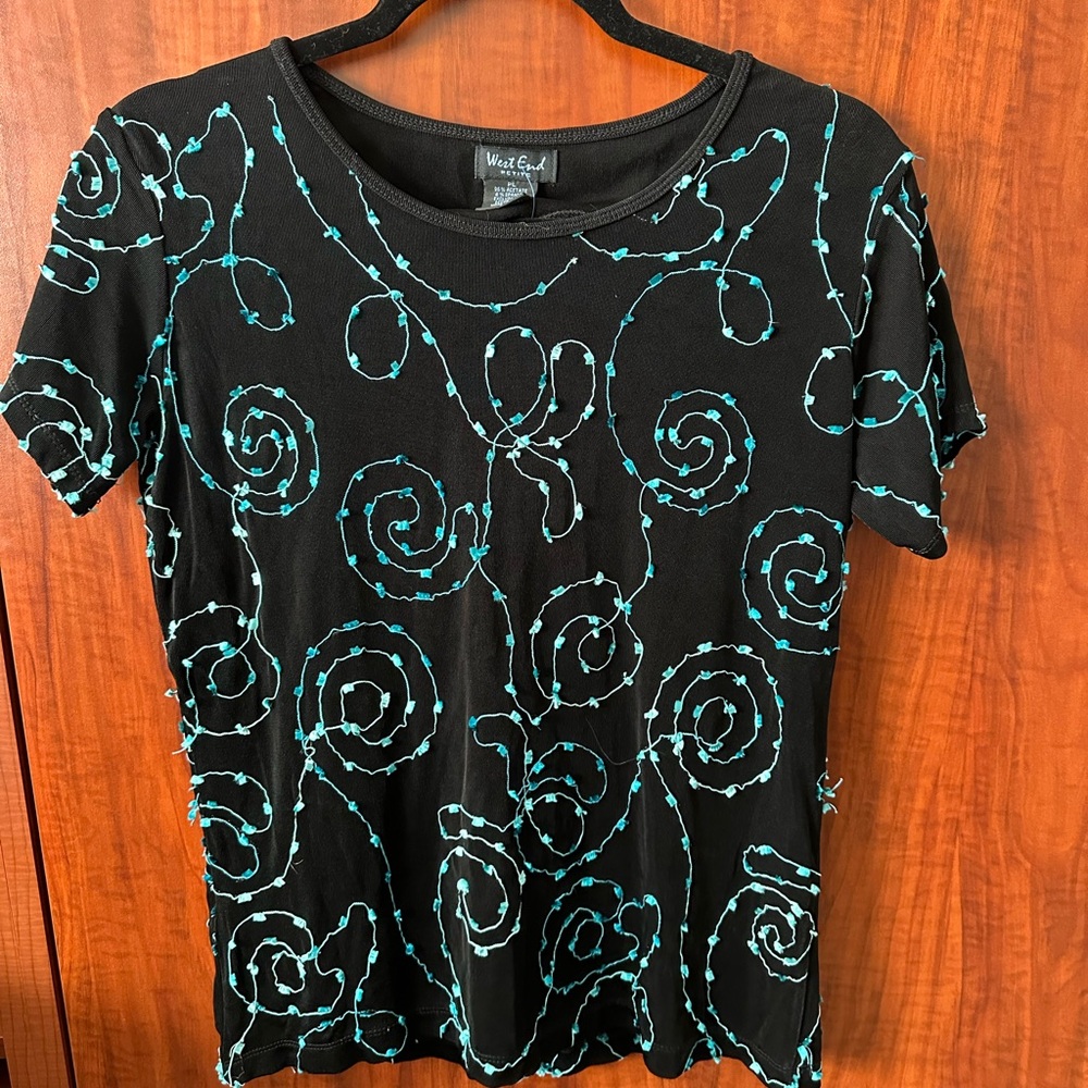 Whirlwind Black and Teal Short Sleeve Top